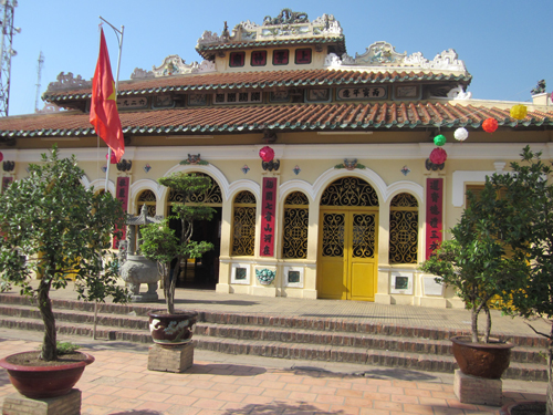 Tín ngưỡng thờ thần hoàng ở Nam Bộ